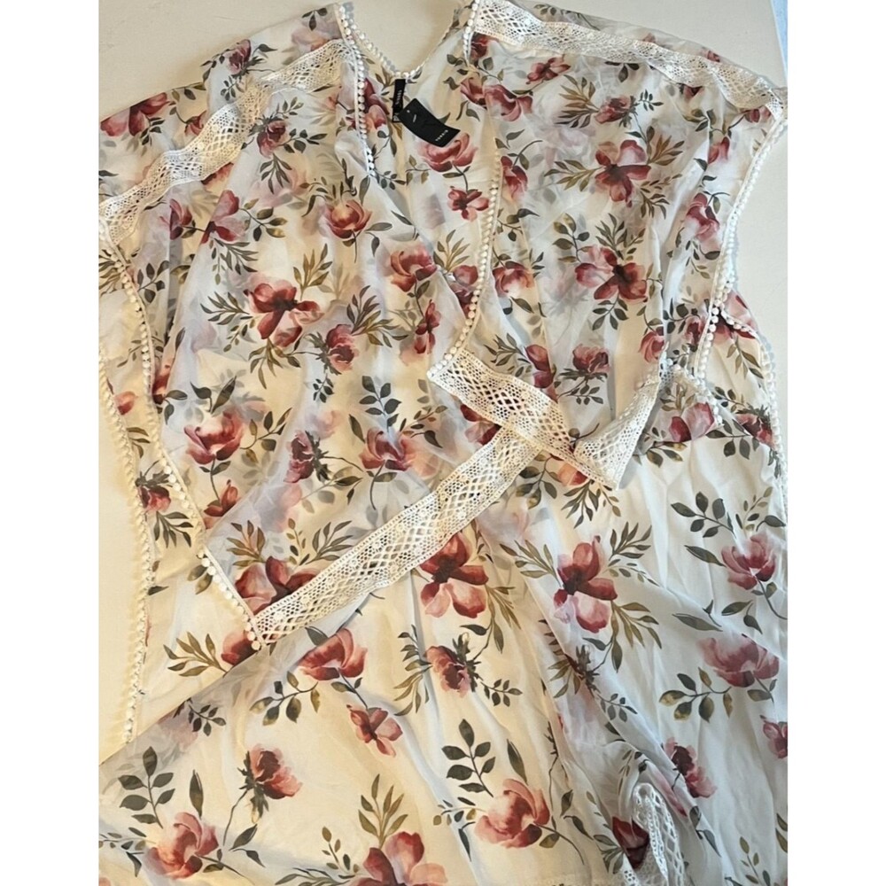 NWT Torrid OS High Low Duster White With Roses Lace Trim